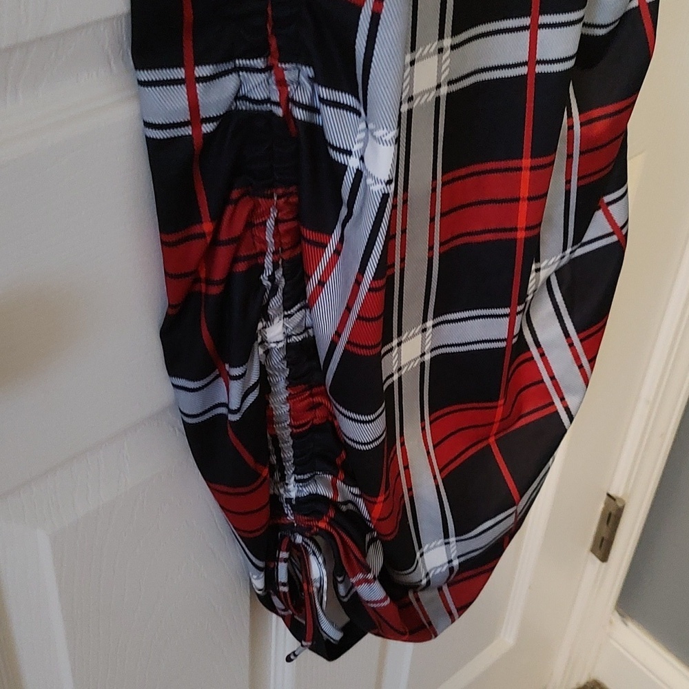 Women's Ruched Dress - Picture 2 of 4